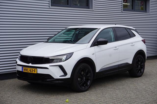Opel Grandland 1.2 Turbo GS / Automaat / Trekhaak / Camera / Ad. Cruise / Stoel- en stuurverwarming