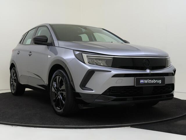 Opel Grandland 1.2 Turbo Hybrid GS | Stoelverwarming | Navigatie | Carplay | Climate Control |