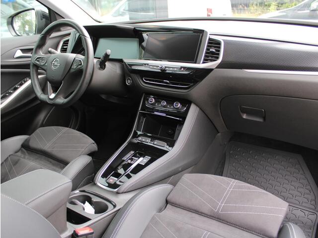 Opel Grandland 1.2 Turbo Ultimate Automaat | Navi / Alcantara / Camera