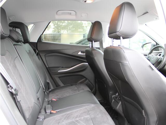 Opel Grandland 1.2 Turbo Ultimate Automaat | Navi / Alcantara / Camera