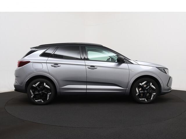 Opel Grandland 1.6 Turbo Plug-In Hybrid 4x4 GSe Opel Grandland 1.6 Turbo Plug-In Hybrid 4x4 GSe 06-2023 62.433 KM