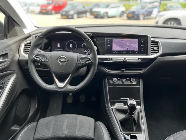 Opel Grandland 1.2 Turbo GS | Rondom zicht camera | Navigatie | Climate Control | DAB | LED | Cruise Control | Lichtmetaal |