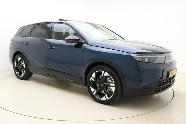 Opel Grandland Electric GS 73 kWh | Lederen bekleding | Stoelverwarming/Ventilatie + massage | Panoramadak | Focal Audio | LED matrix | 20'' lichtmetalen velgen | Warmtepomp | HUD