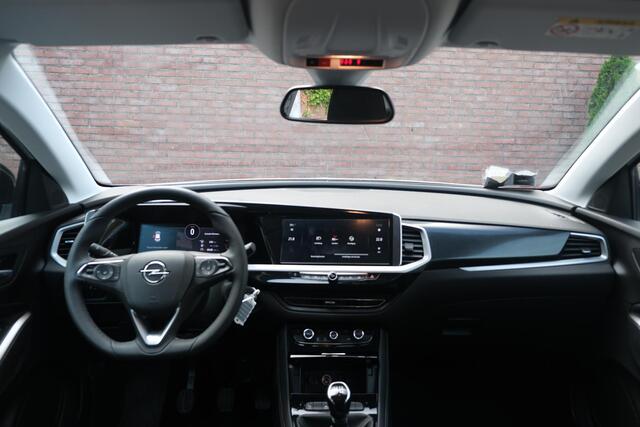 Opel Grandland 1.2 Turbo 130pk GS | Navi | Climate | Cruise | Camera | Blind Spot | PDC | Winter Pakket