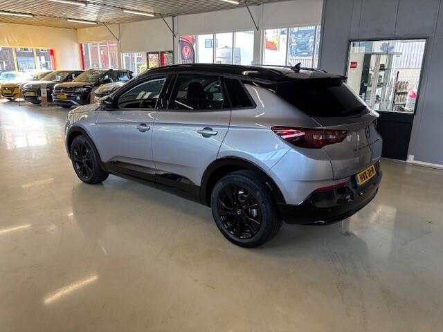 Opel Grandland 1.2 Turbo GS Line