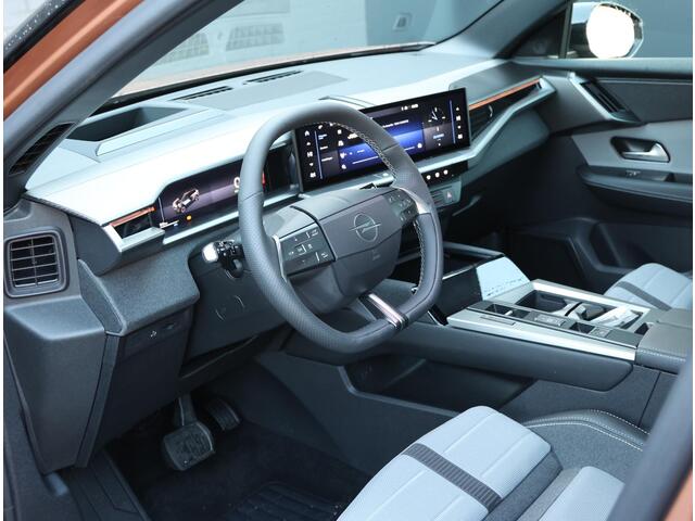 Opel Grandland Electric GS 82 kWh 213PK | AUTOMAAT | AppleCarPlay/AndroidAuto | Adaptive Cruise Control | 360'Camera | Stoel, Stuur & Voorruit verwarmd | Schuifkanteldak | AGR-Stoelen | Parkeersensoren | Two-tone |