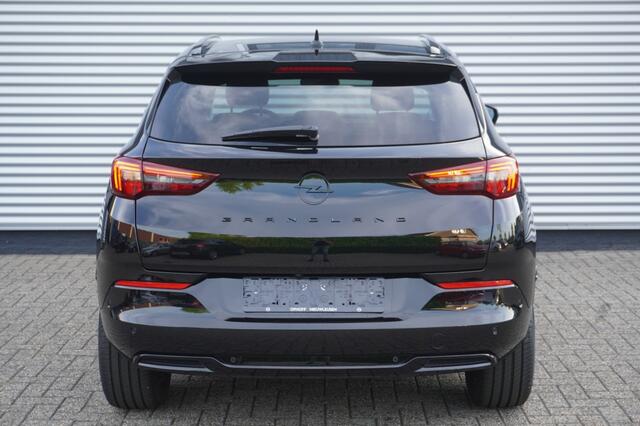 Opel Grandland 1.2 Turbo 130pk GS / Camera + PDC / Navi Pro / DAB+ / 18 inch