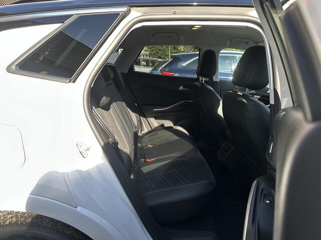 Opel Grandland 1.2 Turbo Ultimate Automaat Alcantara/Zelf inparkeren/Led Lux/Stoel verwarming
