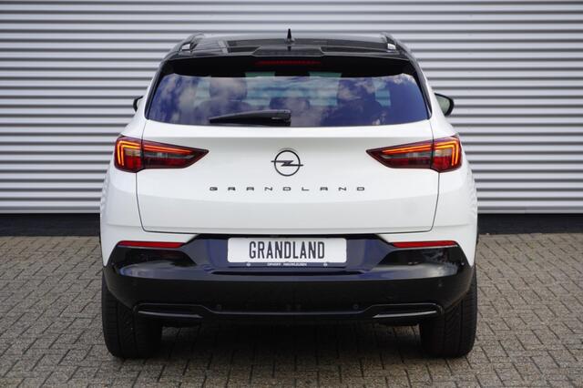 Opel Grandland 1.2 Turbo GS Automaat / Camera / Winterpakket / AGR-stoelen / Navi