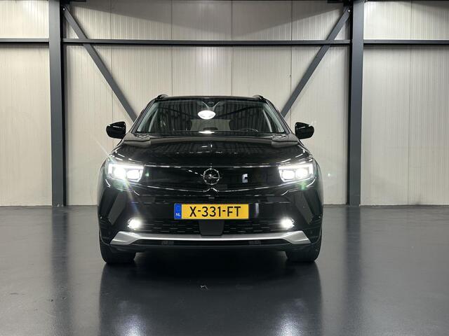 Opel Grandland 1.6 225PK Turbo Hybrid Level 3 | AUTOMAAT | AppleCarPlay/AndroidAuto | Adaptive Cruise Control | Camera | Stoel, Stuur & Voorruit verwarmd | AGR-Stoelen | Parkeersensoren | Trekhaak | Elektrisch Achterklep met Sensor | Isofix |