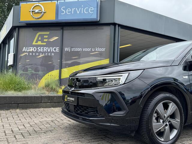 Opel Grandland 1.2 Turbo GS AUTOMAAT | Als nieuw incl. nw trekhaak ! | Navi | Carplay | Camera | 18" | Adap. Cruise | Winterpakket