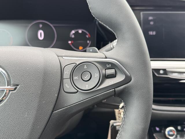 Opel Grandland 1.2 Turbo GS AUTOMAAT | Als nieuw incl. nw trekhaak ! | Navi | Carplay | Camera | 18" | Adap. Cruise | Winterpakket