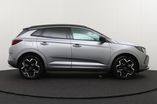Opel Grandland 1.2T 131 PK Aut. Ultimate Carplay Adapt. Cruise Camera