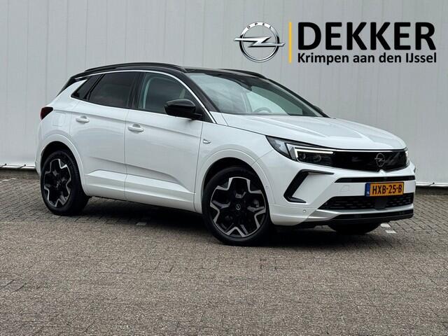 Opel Grandland 1.2 Turbo Ultimate Automaat met Navi/Camera, Full LED, Alcantara, Winterpack