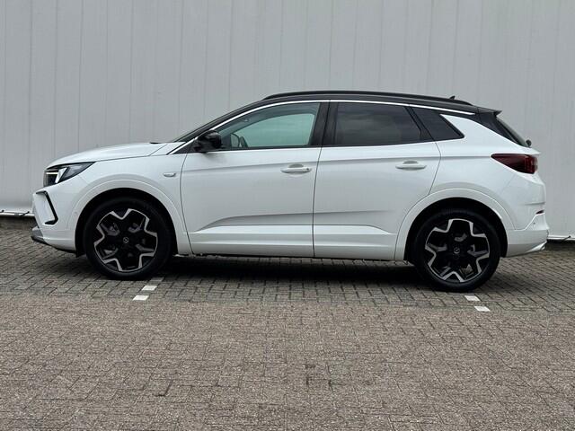 Opel Grandland 1.2 Turbo Ultimate Automaat met Navi/Camera, Full LED, Alcantara, Winterpack