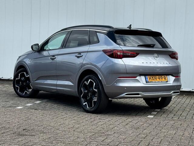 Opel Grandland 1.2 Turbo Ultimate met Navi/Camera, Full LED, Alcantara, Winterpack