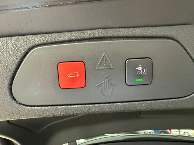Opel Grandland 1.6 Turbo Plug-In Hybrid 4x4 GSe *Trekhaak*
