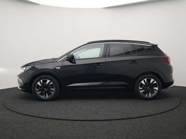 Opel Grandland Turbo 4x4 Ultimate Plug In Hybrid 300pk PHEV | Trekhaak Afneembaar | Adaptive Cruise | 360 Camera | Lederen Sportstoelen Memory & Ventilatie | Apple Carplay | Navigatie | Verwarmd Stuur & Stoel | Virtual | DAB |