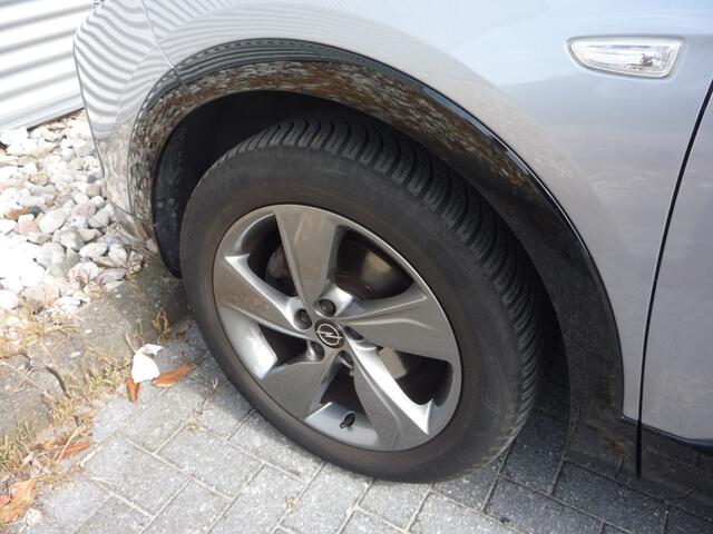 Opel Grandland 1.2 Turbo (130Pk) GS Line Navi Camera Winterpakket Géén Aflever