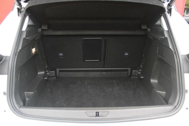 Opel Grandland 1.2 Turbo 130PK AUTOMAAT ULTIMATE | STOEL/STUUR/VOORRUIT VERWARMING | ACHTRERUITRIJ CAMERA | DODEHOEK DETECTIE | ELEKTRISCH BEDIENBARE ACHTERKLEP | FULL LED MATRIX KOPLAMPEN | NAVIGATIE | 19" LICHTMETALEN VELGEN | ALCANTARA BEKLEDING | APPLE CARPLAY/ANDRO