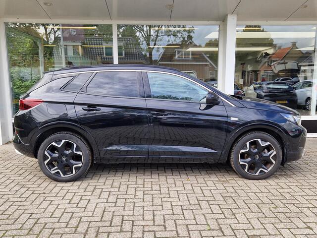 Opel Grandland 1.2 Turbo Ultimate | Navigatie | Climate & Cruise Control | Elektrische Achterklep | Stoel & Stuurverwarming |