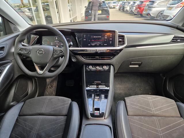 Opel Grandland 1.2 Turbo Ultimate | Navigatie | Climate & Cruise Control | Elektrische Achterklep | Stoel & Stuurverwarming |