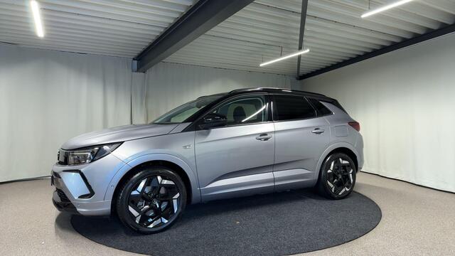 Opel Grandland 1.6 Turbo Plug-In Hybrid 4x4 GSe Automaat | Navi | Alcantara