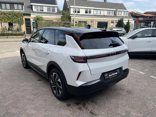 Opel Grandland 1.2 Turbo Hybrid GS Panorama dak/Focal Speakers/Electr achterklep.