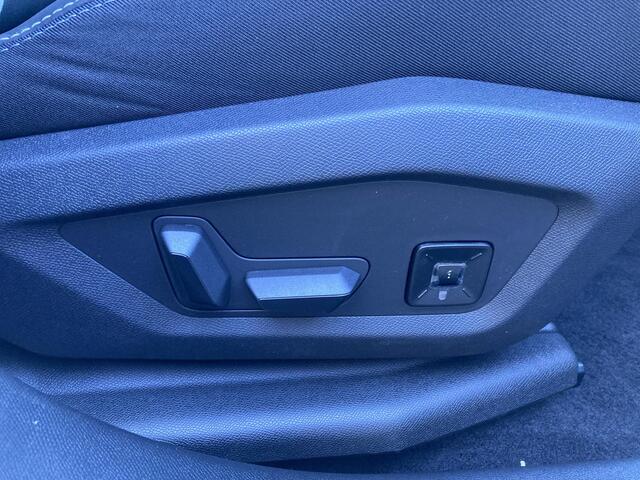 Opel Grandland 1.2 Turbo Hybrid Business Edition | Navigatie | Lederen bekleding | Adaptive Cruise Control | Camera | Schuif - kanteldak |