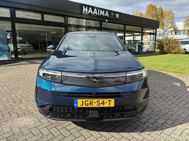 Opel Grandland 1.6 Turbo Plug-in-Hybrid GS | ECC | Panoramisch glazen schuifdak | Comfort Plus Pakket | Technologie Plus Pakket | 7,4Kw Boordlader | 20" LM-Velgen