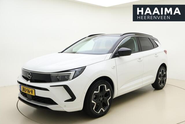 Opel Grandland 1.2 Turbo Ultimate |Automaat | Navigatie | Elektrische Achterklep | Stoelverwarming | Climate & Cruise Control | Zwart dak | Alcantara bekleding
