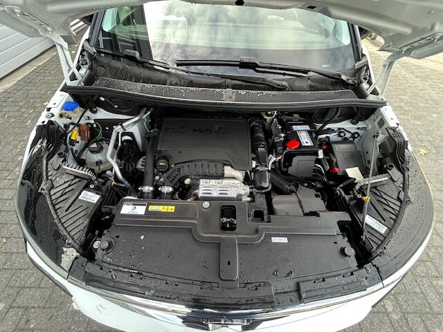 Opel Grandland 1.2 Turbo Level 3