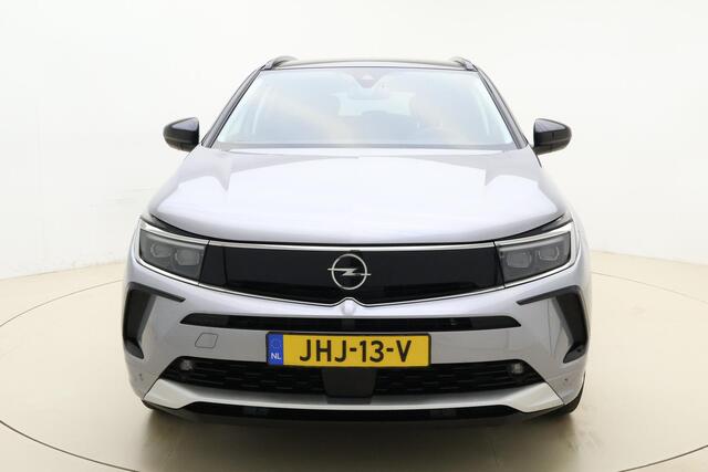Opel Grandland 1.2 Turbo Ultimate Automaat | Navigatie | Elektrische achterklep | Stoelverwarming | Climate & Cruise Control | Alcantara bekleding | Zwart dak | Lichtmetalen velgen
