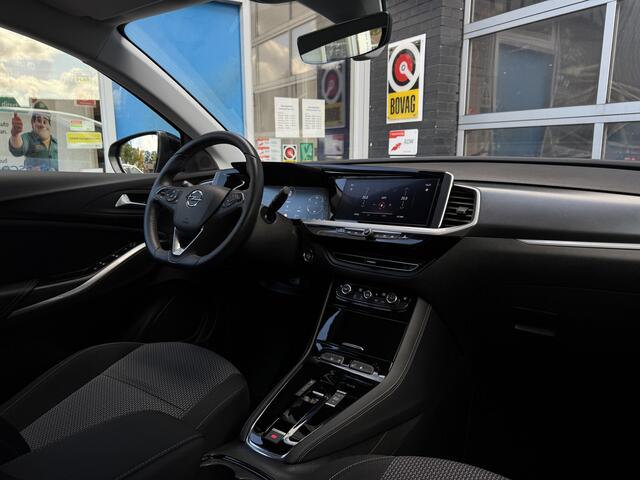 Opel Grandland 1.6 Turbo Plug-In Hybrid GS GRATIS Afleverpakket! | Apple Carplay | Voorstoelen Verwarmd |