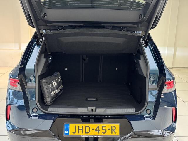 Opel Grandland 1.6 Turbo Plug-in-Hybrid GS Stoelverwarming | Stuurverwarming | Afneembare trekhaak | Focal Audio | Panoramadak