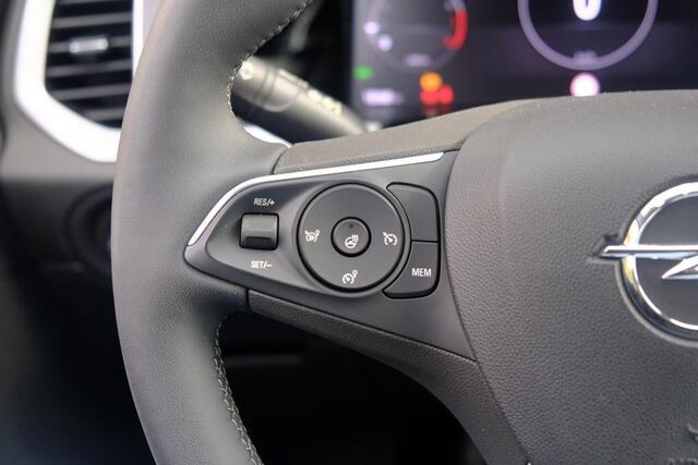 Opel Grandland 1.2 Turbo 130pk GS | Navi | App Connect | Climate | Cruise | Camera | Blind Spot | Winter Pakket