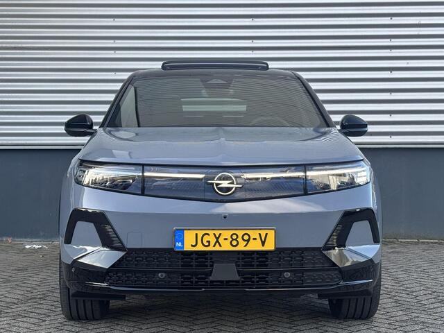 Opel Grandland Electric Ultimate 73kWh 325pk AWD | Hi-Fi FOCAL® | NAPPA LEDER | SCHUIF/KANTELDAK | LED PIXEL VERLICHTING | HEAD UP DISPLAY | ISOFIX |
