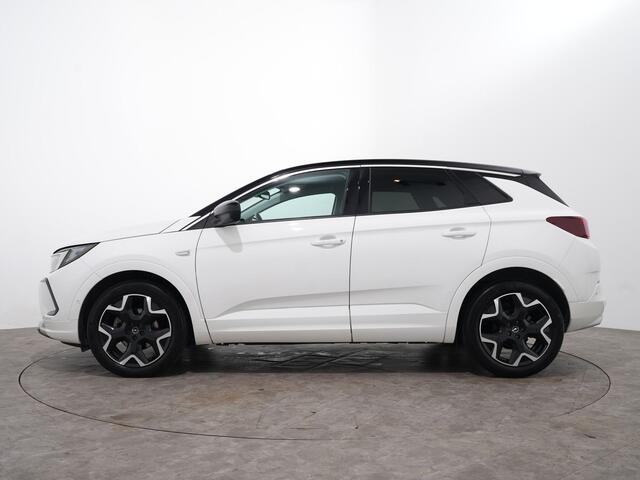 Opel Grandland 1.2 TURBO 130PK ULTIMATE EAT8 | Navi | Camera | AGR stoelen