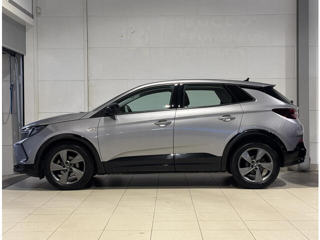 Opel Grandland GS 1.2 Turbo 130pk | LED PIXEL VERLICHTING | KEYLESS | ALL SEASON BANDEN | AGR-STOELEN | 360° CAMERA | STOEL + STUURVERW. | DODEHOEKBEW. | NAVI | ISOFIX |
