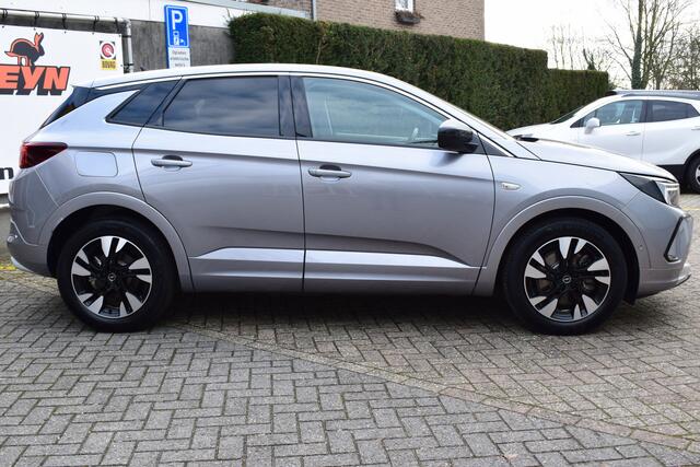 Opel Grandland Business Elegance 1.6 Turbo Plug-In Hybrid