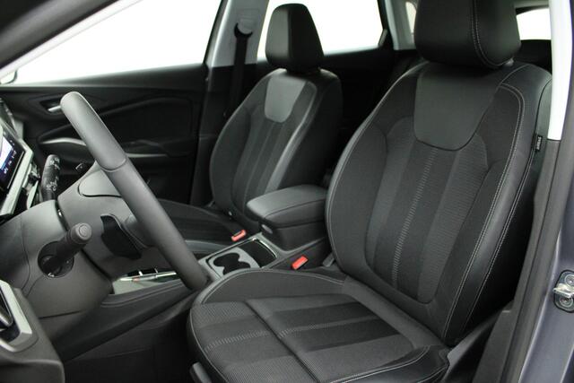 Opel Grandland 1.2 Turbo Hybrid GS | Automaat | Afneembare Trekhaak / Blind Spot / 4 NIEUWE Seizoensbanden / Adapt. Cruise / Dode Hoek