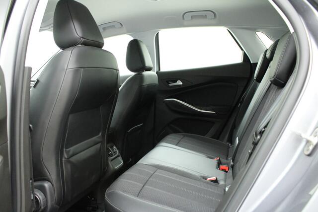 Opel Grandland 1.2 Turbo Hybrid GS | Automaat | Afneembare Trekhaak / Blind Spot / 4 NIEUWE Seizoensbanden / Adapt. Cruise / Dode Hoek