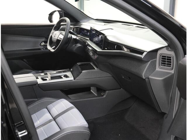 Opel Grandland Electric Business Edition 73 kWh 214PK | AGR-stoelen | Adaptieve Cruise Control | 360° Camera | Elektrische achterklep | FOCAL soundsystem | Warmtepomp | Head-up | Panorama dak |