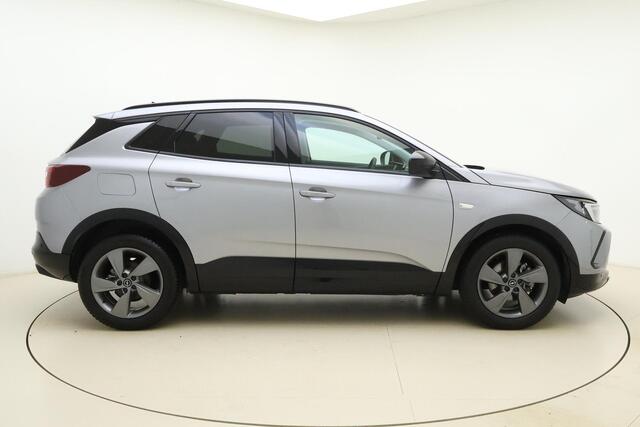 Opel Grandland 1.2 Turbo GS Line 130 PK | Navigatie | Camera | Keyless | Electrische achterklep | Dakrails | Stoel & Stuurverwarming | AGR Stoelen | Climate control