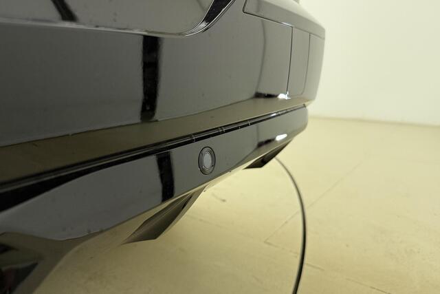 Opel Grandland 1.6 Turbo Plug-in-Hybrid Business Edition | Massagestoelen | Panoramisch Schuif/kanteldak | Climate control | Afneembare trekhaak | Focal audio | Camera