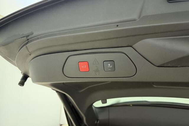 Opel Grandland 1.2 Turbo GS Line 130 PK | Navigatie | Camera | Keyless | Electrische achterklep | Dakrails | Stoel & Stuurverwarming | AGR Stoelen | Climate control