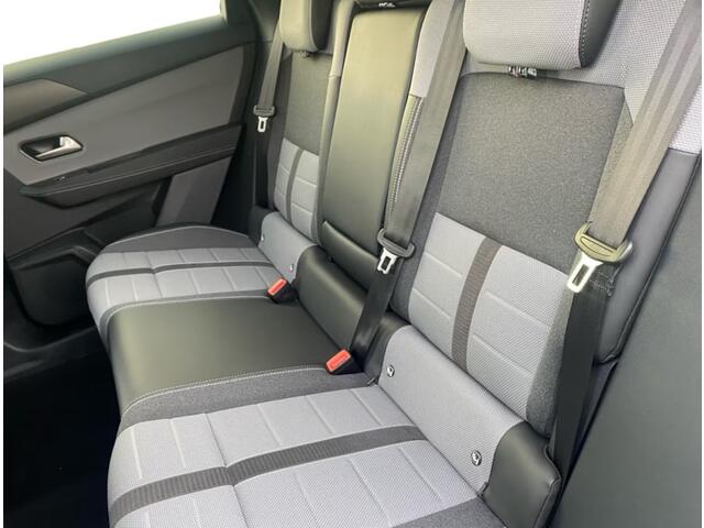 Opel Grandland 1.6 Turbo Plug-in-Hybrid GS Panorama dak/Head up/Trekhaak/Focal Sound.