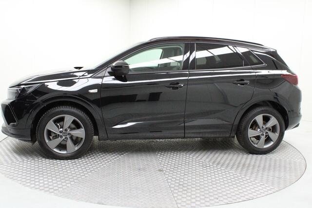 Opel Grandland 1.2 Turbo GS | automaat | climate | pdc v/a+camera | navi | carplay | dode hoek | elektr. inklapbare spiegels | verwarmd stuur+stoelen | verwarmde voorruit