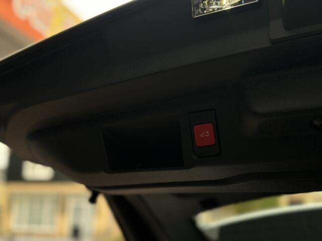 Opel Grandland 1.2 Turbo Hybrid Business Edition Trekhaak/Stoel+stuur verwarming/Electr achterklep.