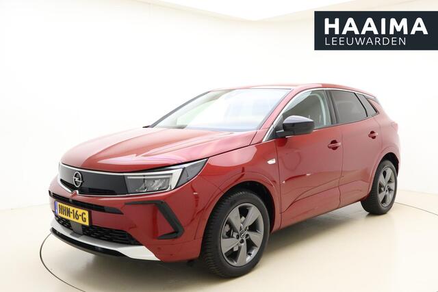 Opel Grandland 1.2 Turbo 130pk Automaat Level 3 | Adapt. Cruise control | Trekhaak | Elektrische achterklep | Climate control | Keyless | Camera | Verwarmd stuurwiel | LED verlichting | Lichtmetalen velgen | All-seasonbanden